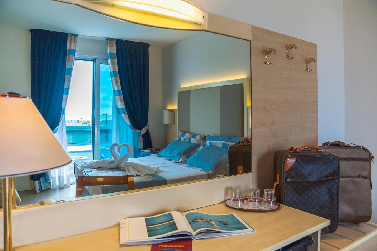 Hotel Panoramic Caorle Exterior foto