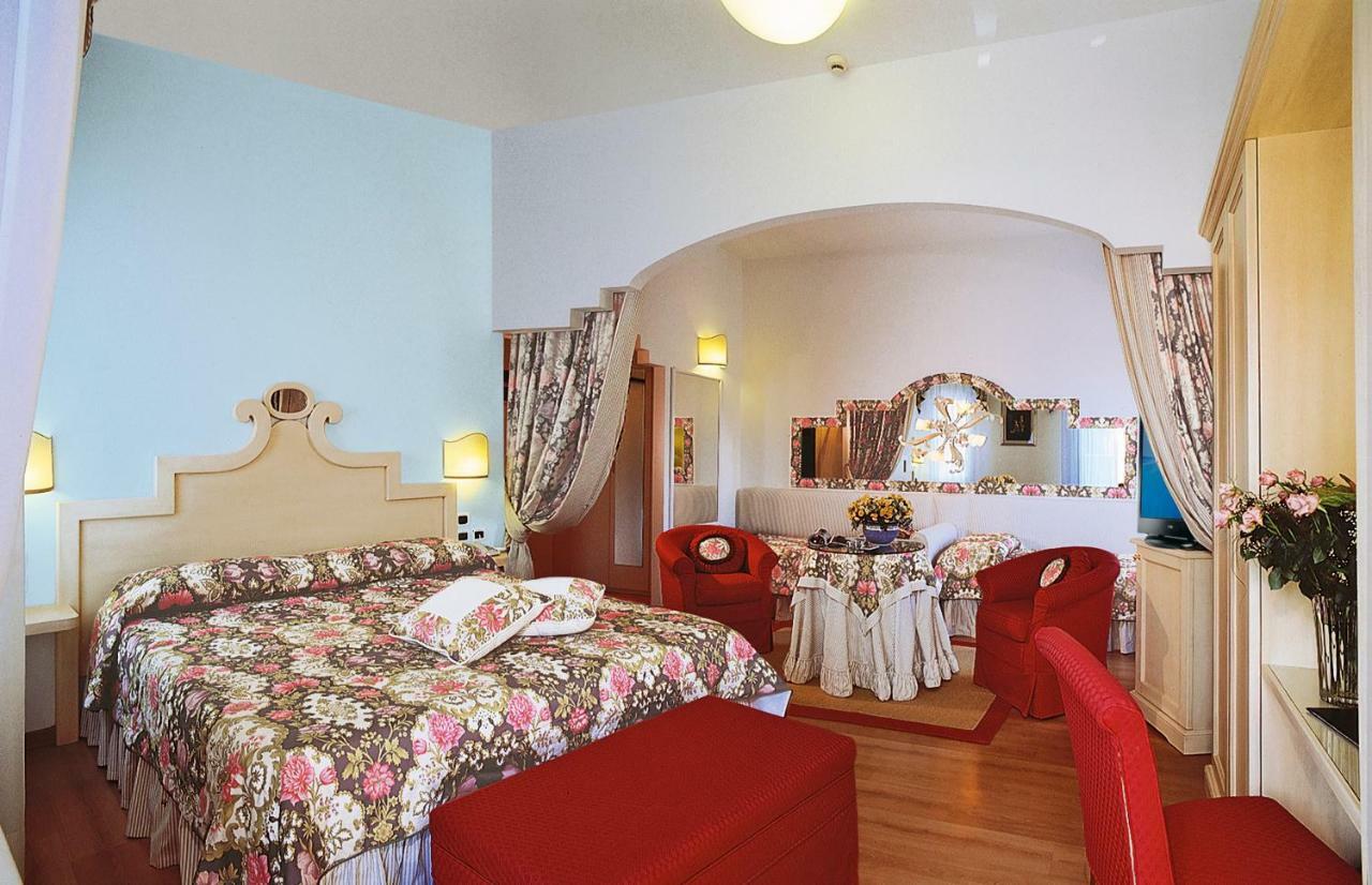 Hotel Panoramic Caorle Exterior foto
